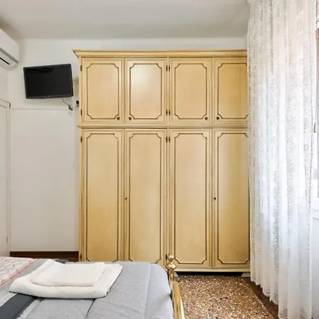 Pensión Living Venecia